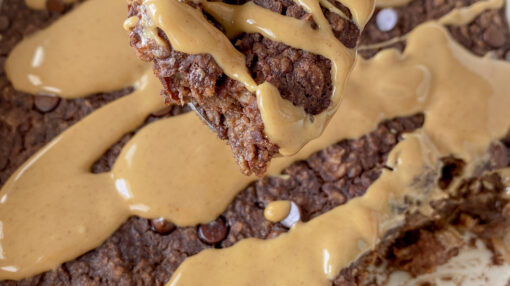 Chocolate Banana Baked Oatmeal with Peanut Butter