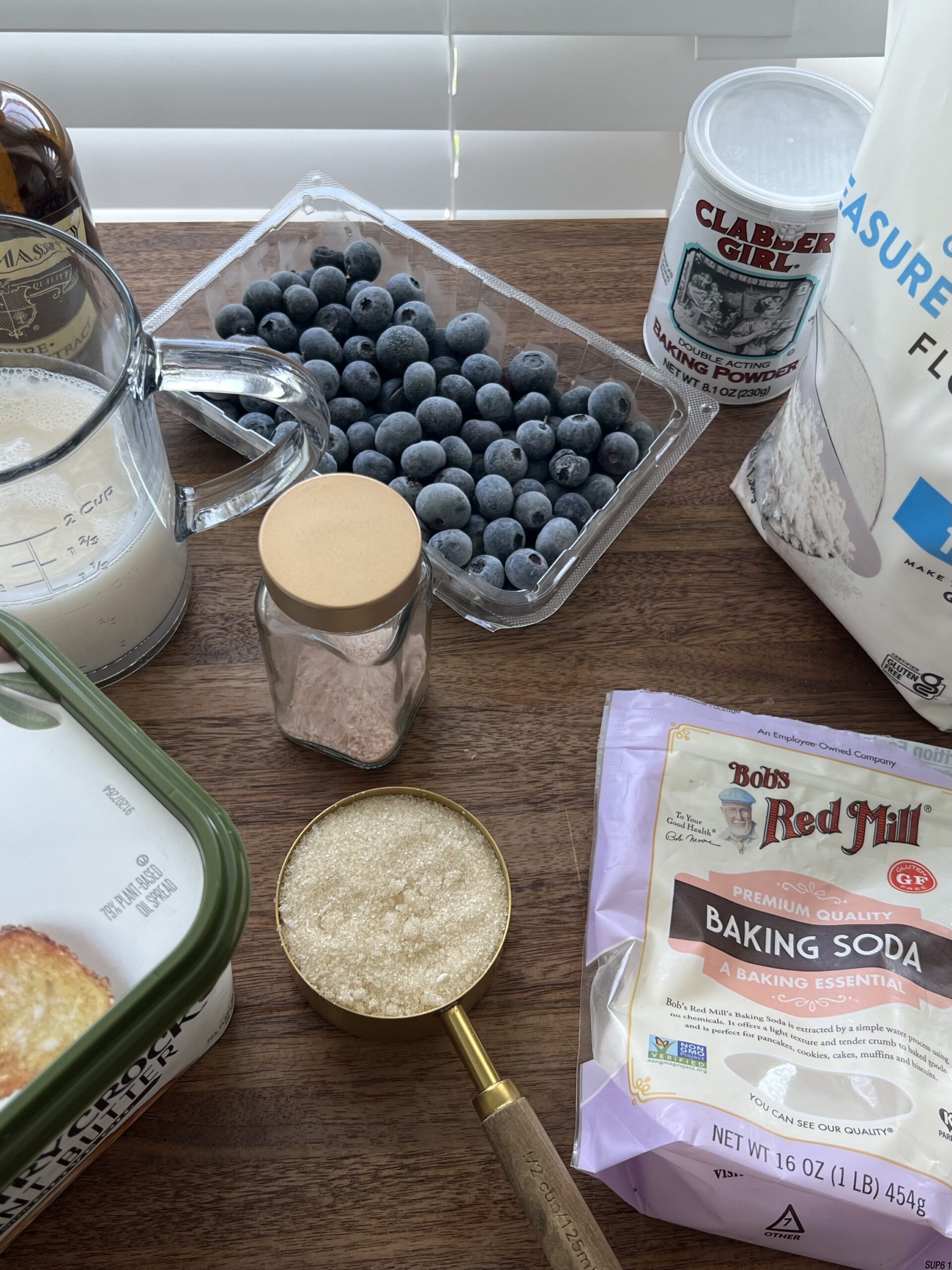ingredients needed for vegan blueberry donuts