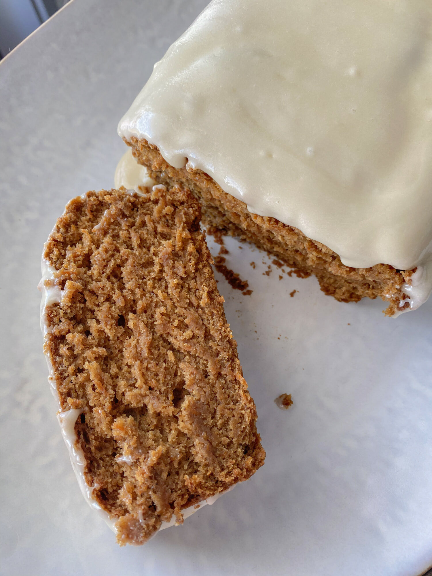 Super Moist Vegan Carrot Cake