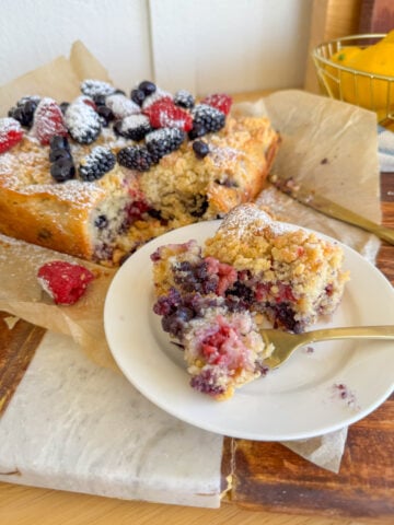 mixed berry crumble
