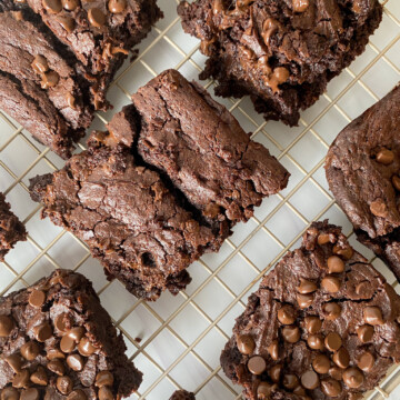 One-Bowl 30 Minute Vegan Brownies