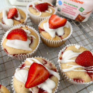 purecane strawberry cupcakes