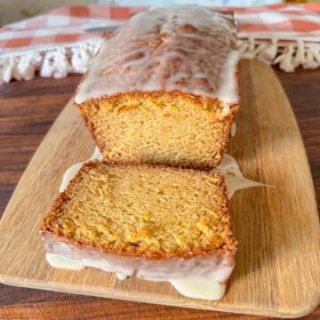 sour cream pound cake