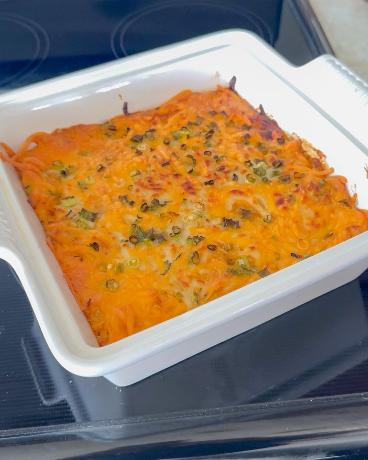 cheesy buffalo chicken dip